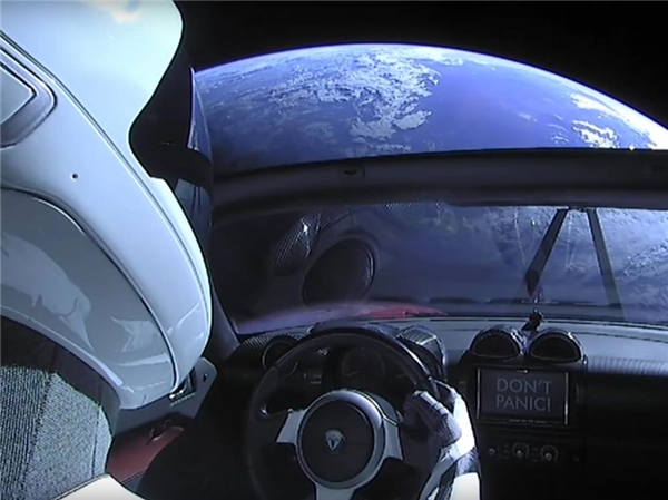  <a class='keyword-sd' href='/elon-musk/' title='Elon Musk'>Elon Musk</a>'ın Geçtiğimiz Yıl Uzaya Fırlattığı Tesla Roadster, Dünya'ya Ne Zaman Çarpacak?