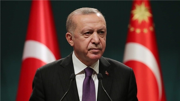 Cumhurbaşkanı açıkladı: Üniversiteler uzaktan eğitime geçiyor