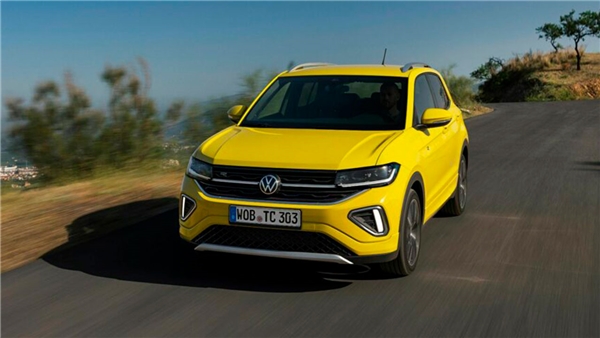 Volkswagen Fiyat Listesi: Polo, T-Cross, Taigo, Golf, T-Roc, Tiguan ve Passat