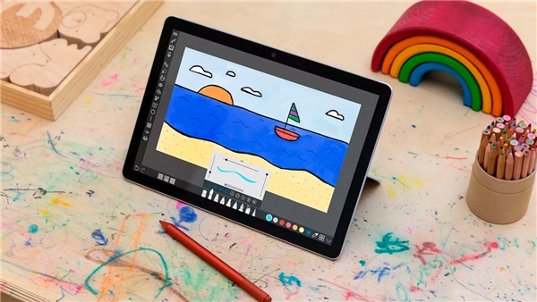Microsoft'un Yeni Surface Modelleri: Surface Pro 10 ve Surface Laptop 6