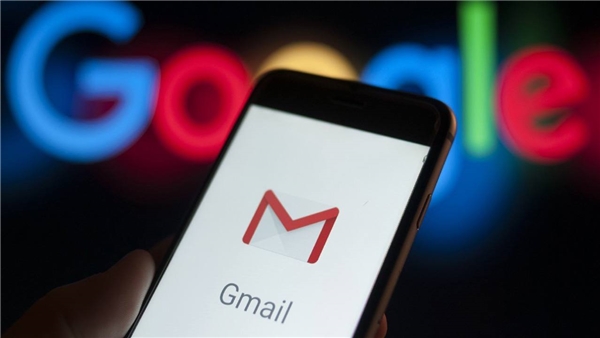 Gmail'e emoji ile tepki verme özelliği geliyor