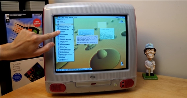 24 Yıl Önce Üretilen Dokunmatik iMac