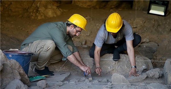 Kahramanmaraş'ta 12 Bin Yıl Öncesine Ait Bir Mezar Bulundu