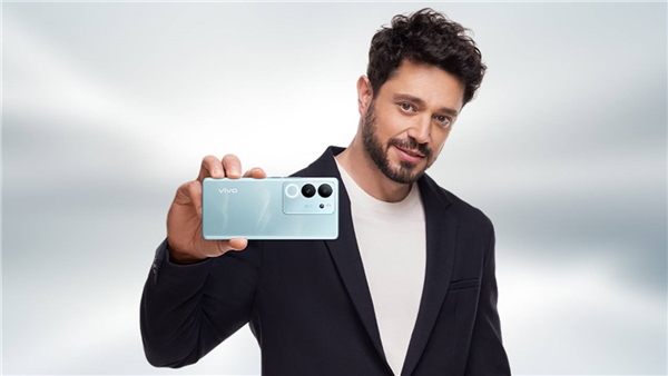 vivo V29 5G, özçekim yetenekleriyle öne çıkıyor