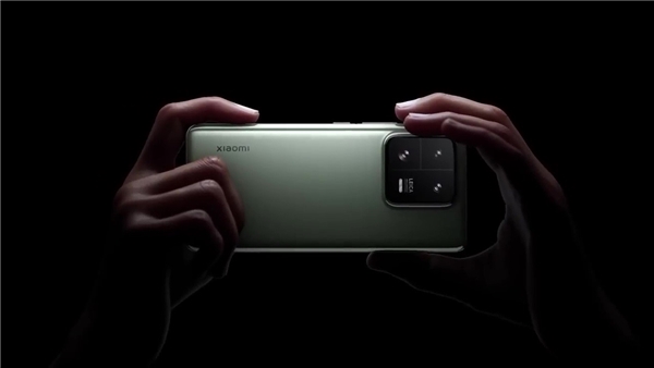 Snapdragon 8 Gen 3, 90W hızlı şarj, 1.5K çözünürlük: Xiaomi 14 özellikleri sızdırıldı!
