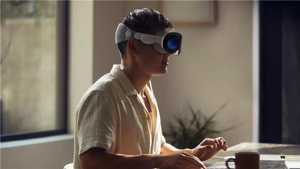 Apple, 2024'te Vision Pro ile başlayacak ve Mac ile bitirecek
