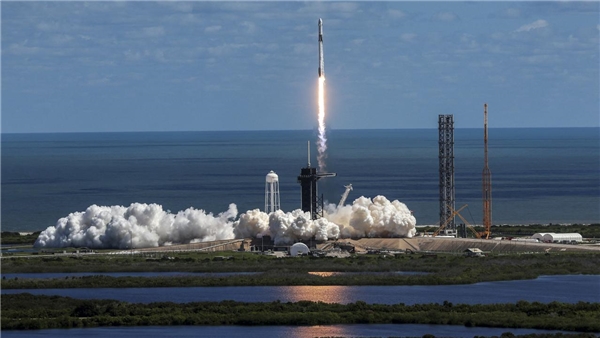 SpaceX Bir Yılda Rekor Kırdı