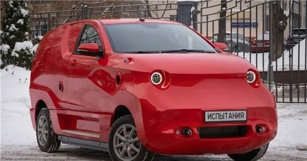 Rusların yeni otomobil markası Amber!