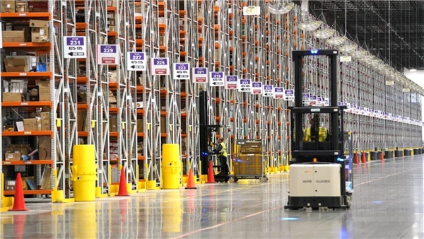 Amazon, depolarındaki araçlar için hidrojen yakıtı üretmeyi planlıyor