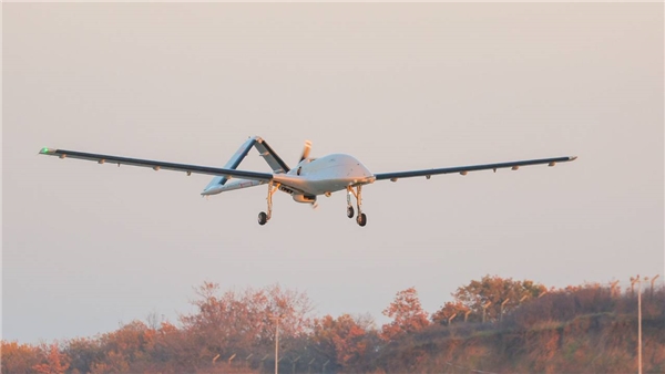Bayraktar TB3 İkinci Prototipinin İlk Uçuşu Gerçekleştirildi