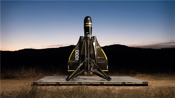 Anduril, Falcon 9 gibi iniş yapan savaş uçağı Roadrunner'ı tanıttı