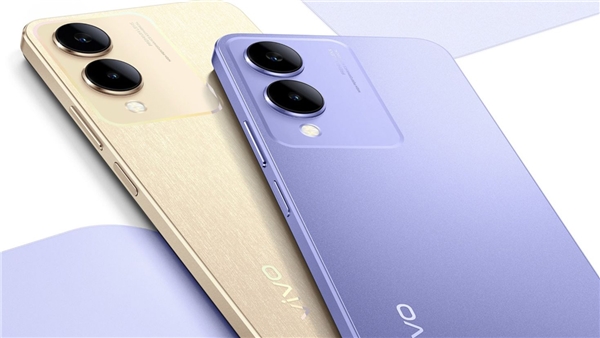 Vivo Y36i: Fırçalanmış tasarımı ve 90Hz ekranıyla dikkat çekiyor