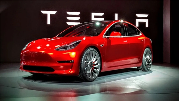 Tesla, Kızıldeniz'deki nakliye sorunları nedeniyle üretimi durdurdu