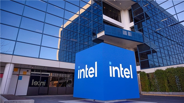 Intel, ABD'den 8.5 milyar dolarlık CHIPS Yasası fonu alacak
