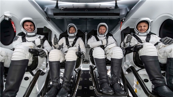 İlk Türk Astronot Alper Gezeravcı'nın Kenetlenme Anı