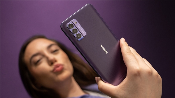 Nokia, kendi akıllı telefon markasını çıkarıyor