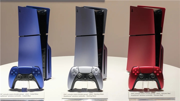 Sony, PlayStation 5 Slim için yeni metalik kapaklarını tanıttı