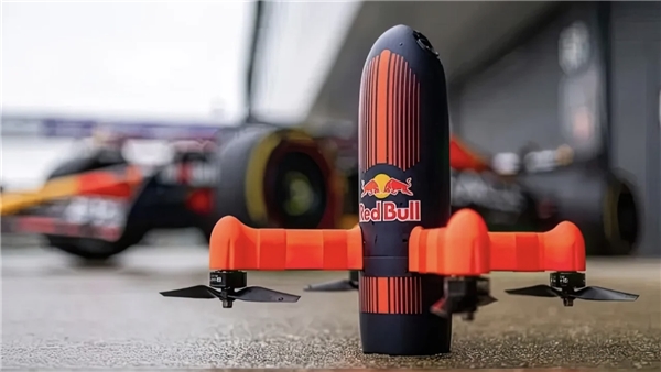 Red Bull'dan Formula 1 Yarışlarına Dronlu Kamera Devrimi