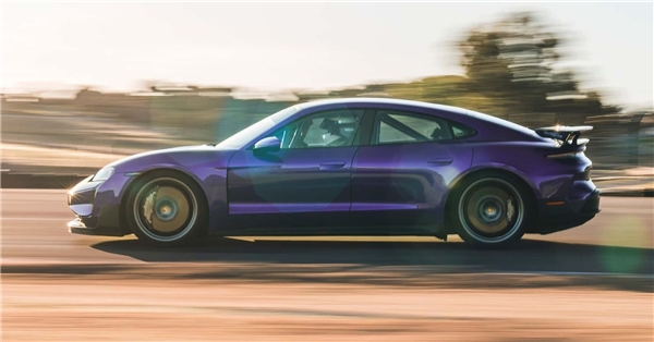 Porsche Taycan Turbo GT: En Güçlü Otomobil Özellikleri ve Fiyatı