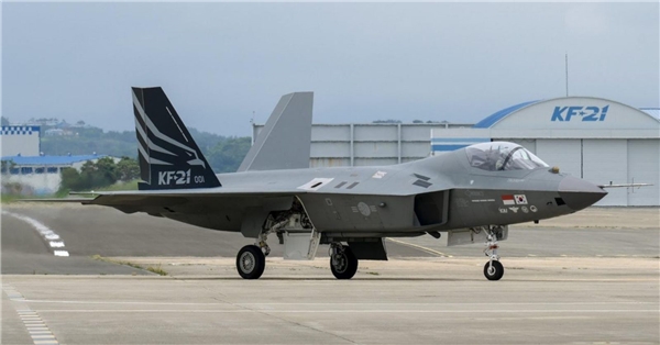 Güney Kore KF-21 testlerine devam ediyor! İlk teslimat 2026'da!
