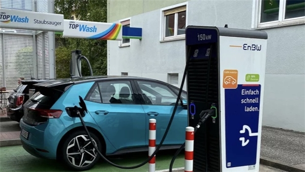 Almanya'da 2. El Elektrikli Otomobil Piyasasında Değer Kaybı