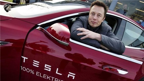 Tesla CEO'su Elon Musk'a karşı hoşnutsuzluk artıyor