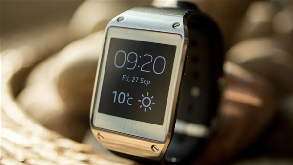 Samsung Galaxy Watch 7 Dikdörtgen Tasarımla Mı Geliyor?