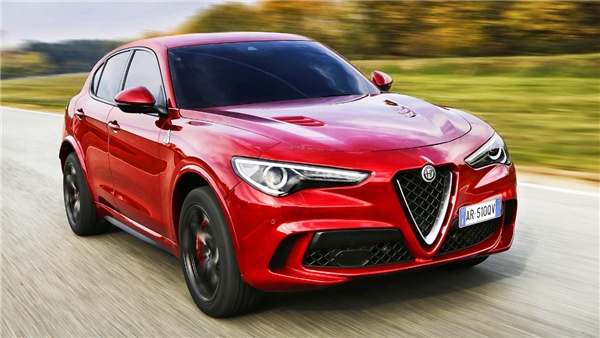 Alfa Romeo Stelvio Quadrifoglio Yeni Nesil Elektrikli SUV Modeliyle Geliyor