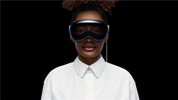 Apple Vision Pro için uygulama geliştirmek isteyen geliştiricilere kısıtlama duvarı