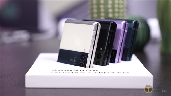 Samsung Galaxy Z Flip 4, performans testinde!
