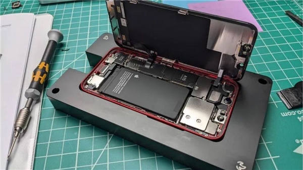 Apple 'Kendin Tamir Et' hizmeti, hayal kırıklığına uğrattı!