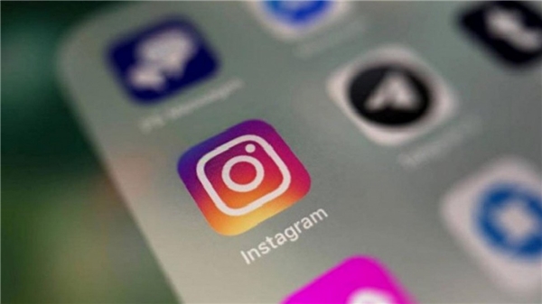 Fenomenler üzgün: Instagram, hikaye sayısını kısıtlayacak!