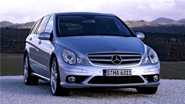 Mercedes-Benz modellerinde fren arızası: Bu araçları kullanmayın!