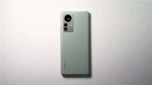 Android 12 güncellemesi bir Xiaomi modeline daha geldi!