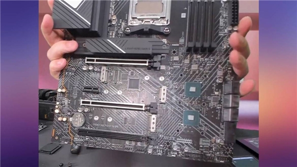 AMD, Zen 4 ve AM5 ile sınırları aşıyor!