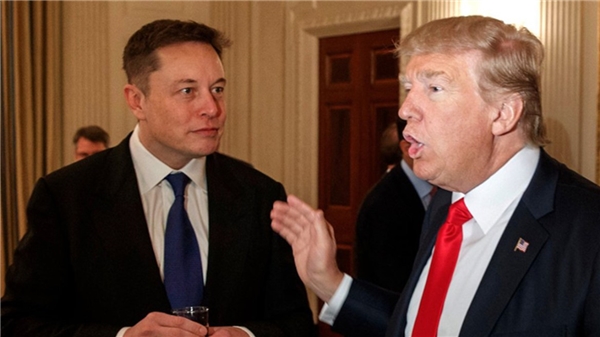 Elon Musk, Donald Trump'ın Twitter yasağı için karar verdi!
