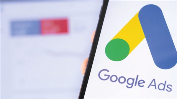 Google, uygunsuz reklamlara geçit vermedi!