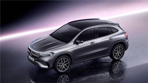 Mercedes uygun fiyatlı elektrikli EQA ve EQB'yi ülkemizde satışa sundu!