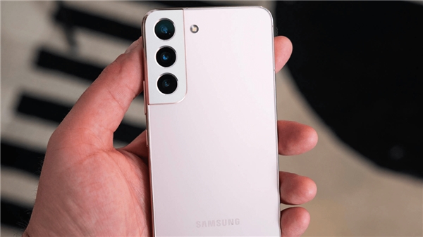 Samsung, Galaxy S23 ile çıtayı yükseltiyor: 200 Megapiksel sensör hazır!