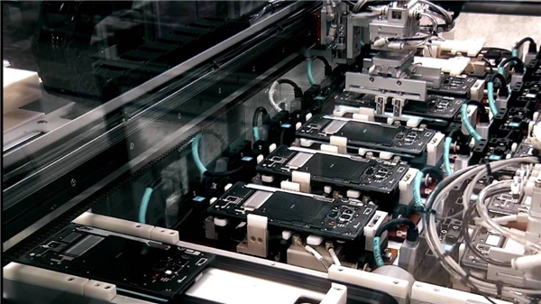 Üretim etkilenecek: Samsung, yüksek enflasyona yenik düştü