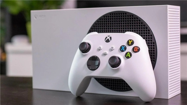 Microsoft kabul etti: PlayStation, Xbox'a fark attı