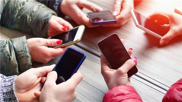 Milyonlarca Android telefonu bekleyen büyük tehlike!
