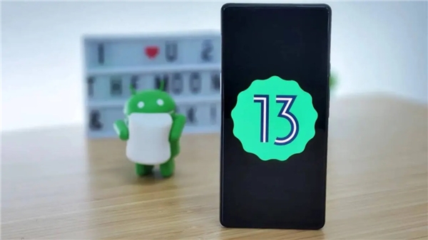 Google, Android 13 için tarih verdi!