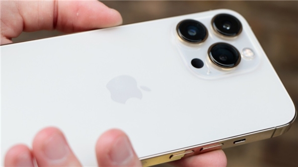 iPhone 14 Pro, bu kez kamera sorunu ile gündemde