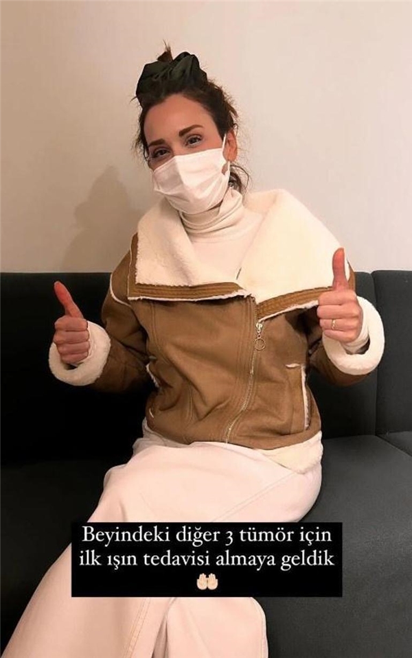 Ameliyatı 8 saat sürmüştü Şarkıcı Şimal'den sağlık durumuna ilişkin yeni açıklama