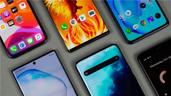 Enflasyondan akıllı telefon pazarına sağlam darbe!