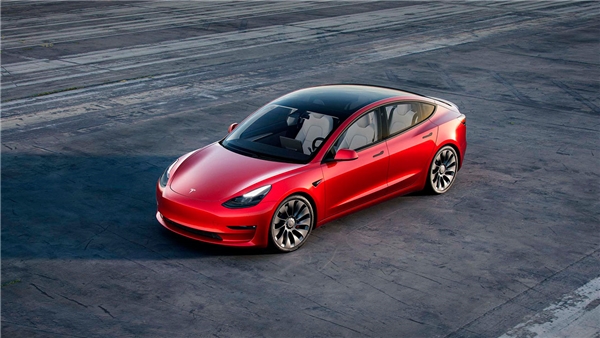 Tesla, 320 bin aracı geri çağırıyor! Kazaya yol açabilir
