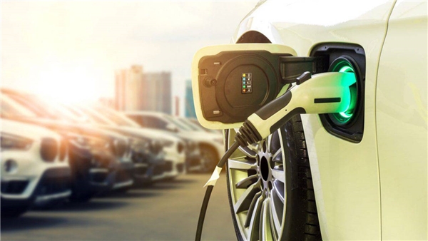 2022 karnesi: Elektrikli otomobil satışında küresel rekor!