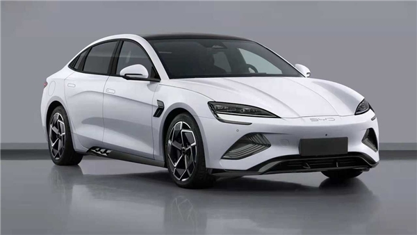 2022 karnesi: Elektrikli otomobil satışında küresel rekor!