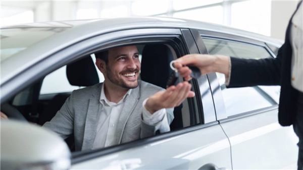 Sıfır otomobilde bayi terörü: Araç var, satış yok!